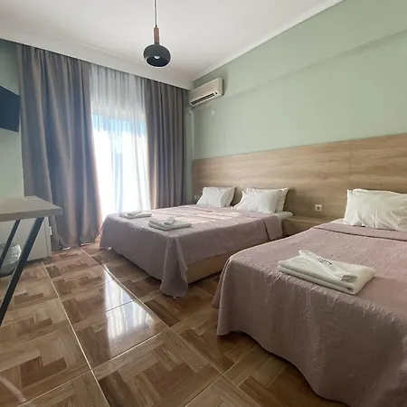 Отель Moudania Mare 3*